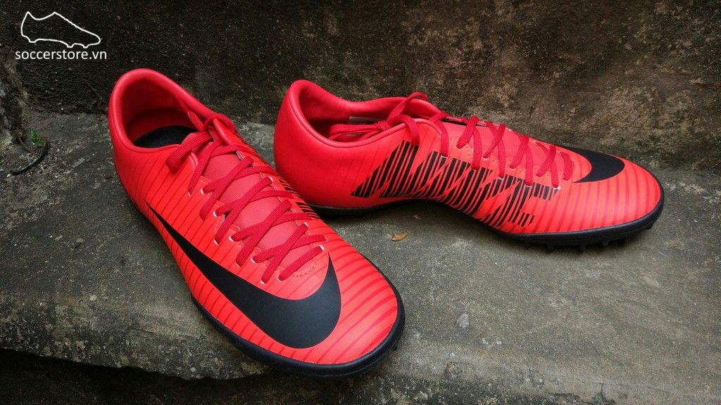 nike mercurial crimson red